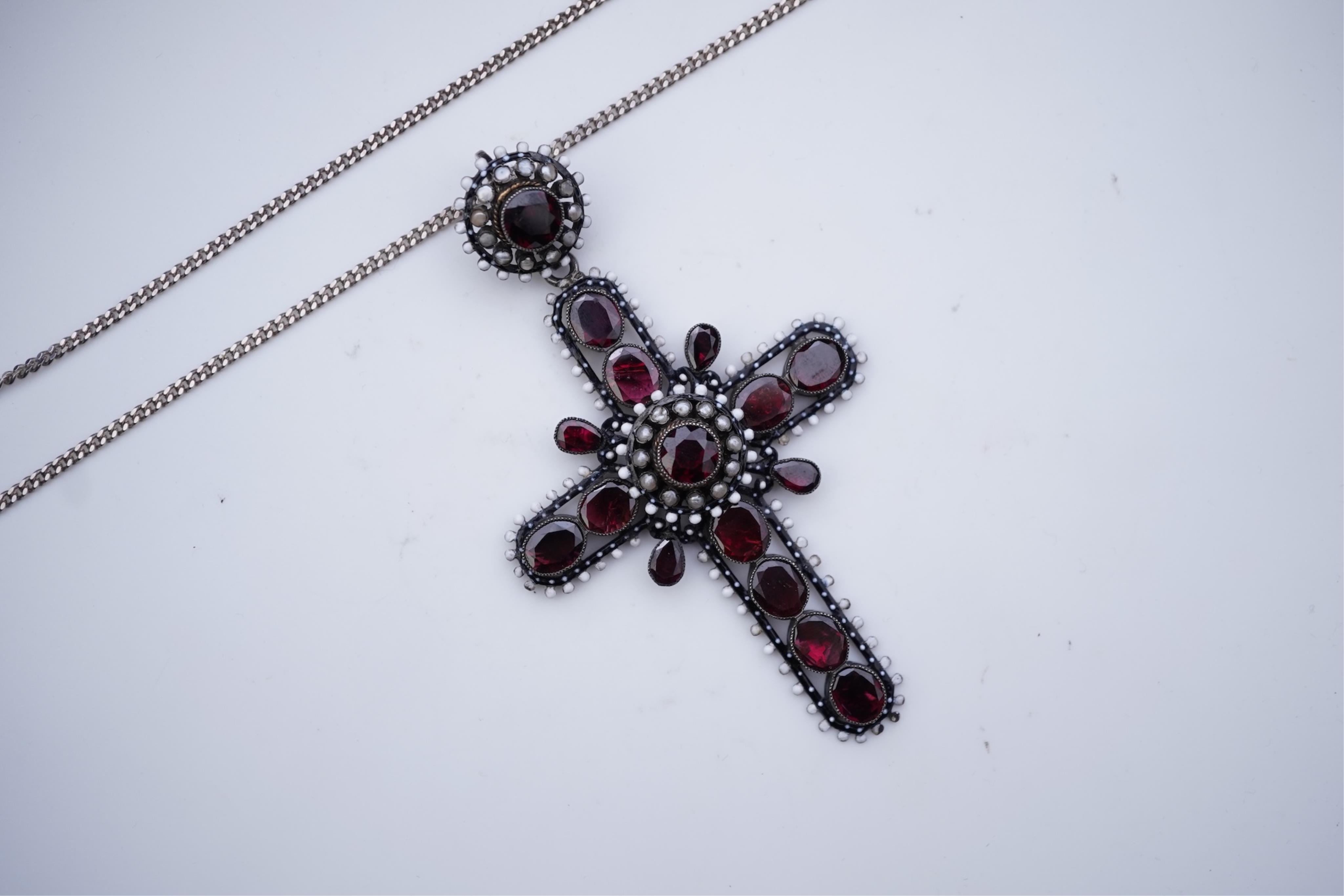 A Renaissance Revival enamel and garnet pendant, late 19th century